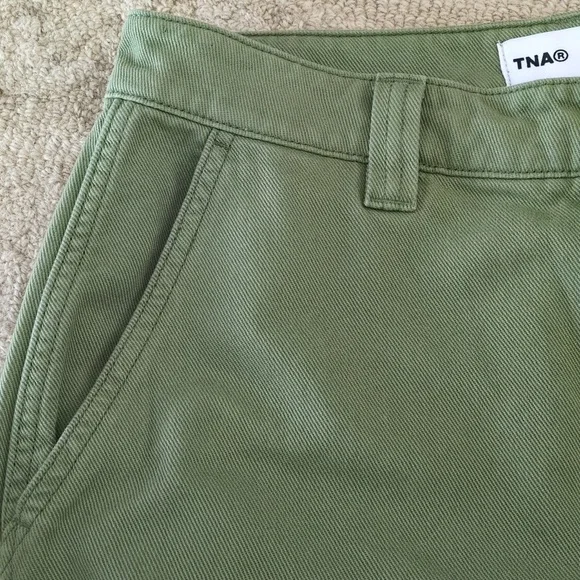 Aritzia TNA Green Women's Cargo Pants - Picture 10 of 10